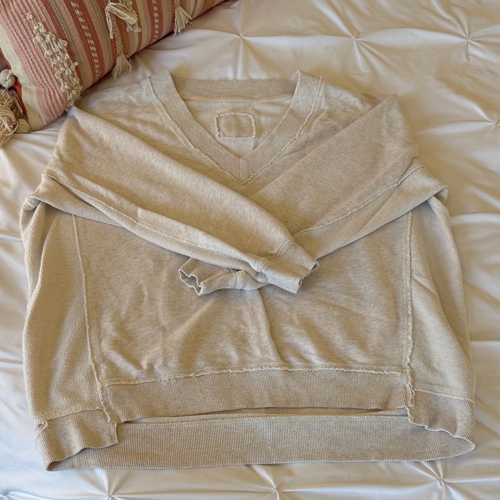 Aerie Cream V-Neck Sweatshirt - Picture 2 of 2